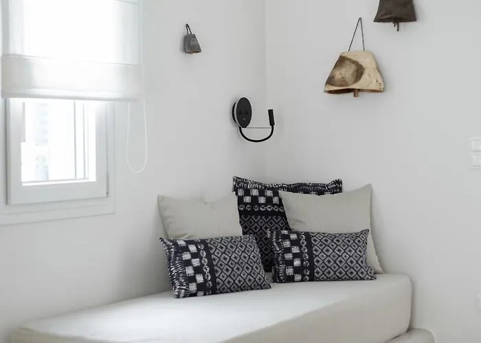 Andros Utopia * Batsi (Andros)