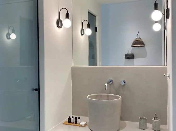 Andros Utopia Lejlighed