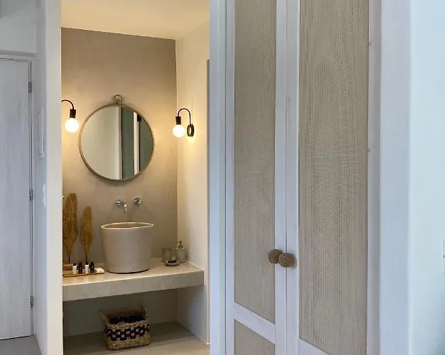 Andros Utopia Mpatsi